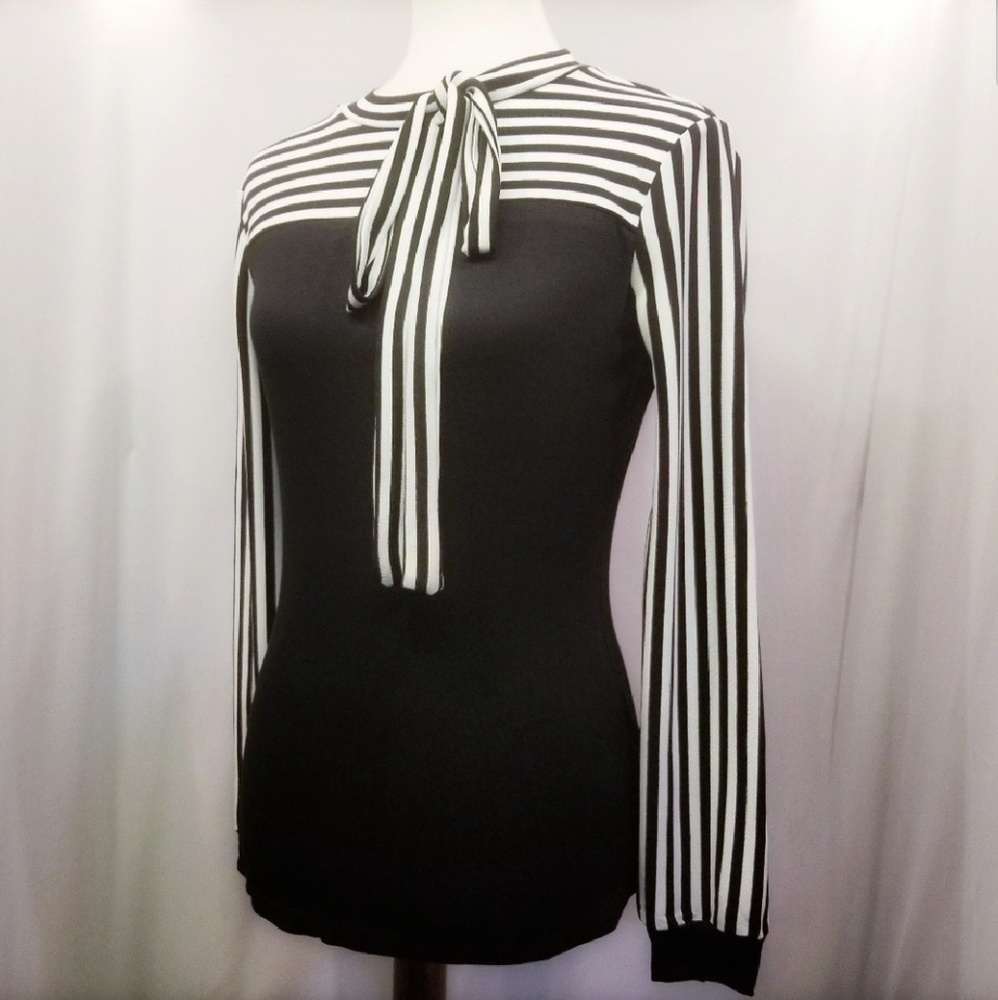 Chic Bow Neckline Striped Blouse - Picture 2 of 4